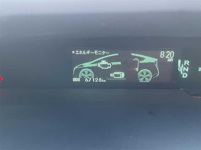 トヨタ プリウス S　LEDエディション 福岡県 2011(平23)年 6.8万km ホワイトパールクリスタルシャイン (株)IDOMが運営する【じしゃロン八幡西店】の自社ローン専用車両になります。こちらは現金またはオートローンご利用時の価格です。自社ローンご希望の方は別途その旨お申付け下さい