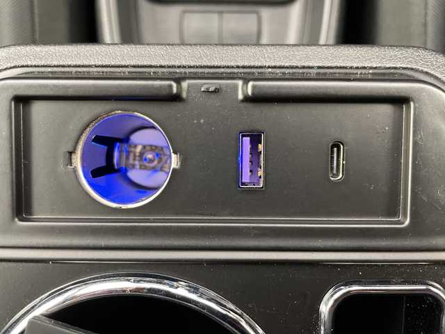 トヨタ アクア X 道央・札幌 2021(令3)年 4.6万km クリアベージュメタリック ・4WD/寒冷地仕様/・トヨタセーフティセンス/・プリクラッシュセーフティ/・レーダークルーズコントロール/・純正ディスプレイオーディオ/・Bluetooth/ナビ/・パノラミックビューモニター/・オートライト/オートマチックハイビーム/・パーキングアシスト/・コーナーセンサー/レーンアシスト/・盗難防止装置/横滑り防止/・前後ドライブレコーダー/・スマートキー/・社外アルミホイール/・ETC