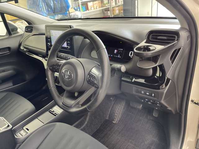トヨタ アクア X 道央・札幌 2021(令3)年 4.6万km クリアベージュメタリック ・4WD/寒冷地仕様/・トヨタセーフティセンス/・プリクラッシュセーフティ/・レーダークルーズコントロール/・純正ディスプレイオーディオ/・Bluetooth/ナビ/・パノラミックビューモニター/・オートライト/オートマチックハイビーム/・パーキングアシスト/・コーナーセンサー/レーンアシスト/・盗難防止装置/横滑り防止/・前後ドライブレコーダー/・スマートキー/・社外アルミホイール/・ETC