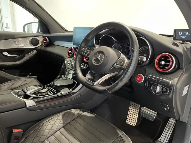 メルセデス・ベンツ ＧＬＣ２００ クーペスポーツ 愛知県 2019(平31)年 4.8万km ポーラホワイト レーダーセーフティＰＫＧ　/ＣＯＭＭＡＮＤナビ　/３６０度カメラ　/Ｂｌｕｅｔｏｏｔｈ　/フルセグＴＶ　/ＡＣＣ　/ＬＫＡ　/ＬＤＷ　/ＢＳＭ　/ハーフレザー　/シートヒーター　/ＬＥＤヘッドライト　/ドライブレコーダー/パワーバックドア/プッシュスタート/アイドリングストップ