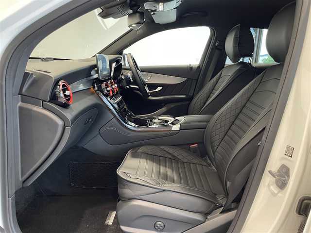 メルセデス・ベンツ ＧＬＣ２００ クーペスポーツ 愛知県 2019(平31)年 4.8万km ポーラホワイト レーダーセーフティＰＫＧ　/ＣＯＭＭＡＮＤナビ　/３６０度カメラ　/Ｂｌｕｅｔｏｏｔｈ　/フルセグＴＶ　/ＡＣＣ　/ＬＫＡ　/ＬＤＷ　/ＢＳＭ　/ハーフレザー　/シートヒーター　/ＬＥＤヘッドライト　/ドライブレコーダー/パワーバックドア/プッシュスタート/アイドリングストップ