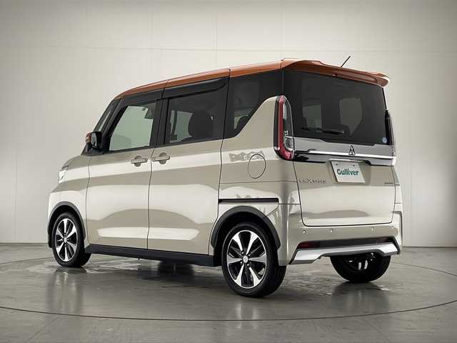 三菱 ｅＫクロススペース T 宮崎県 2020(令2)年 4.6万km ベージュⅡ 衝突被害軽減ブレーキ/車線逸脱警報/先行車発進お知らせ/速度標識表示/道路標識表示/ふらつき警報/オートマチックハイビーム/コーナーセンサー/純正オーディオ/FM/AM/CD/AUX/片側パワースライドドア/ハンズフリーオートスライドドア/パドルシフト/シートヒーター/ダウンヒルアシストコントロール/アイドリングストップ/純正15インチAW/スマートキー/保証書/取扱説明書