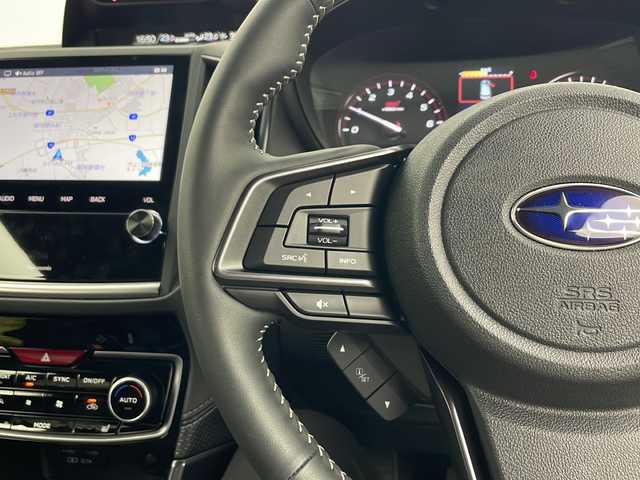 スバル フォレスター STIスポーツ 秋田県 2024(令6)年 0.9万km クリスタルブラックシリカ 4WD/メーカーOPナビ　/フルセグＴＶ/BT/CD/DVD/HDMI/アイサイト　/レーダークルーズコントロール　/ブラインドスポットモニター　/パドルシフト/エマージェンシーレーンキープアシスト/横滑り防止装置/ドライバーモニタリングシステム/後退時ブレーキアシスト/プリクラッシュブレーキ/バックカメラ　/純正前後ドライブレコーダー/ＥＴＣ　/全席シートヒーター/ステアリングヒーター　/運転席パワーシート/社外レーダー/純正AW付きスタッドレスタイヤ積み込み/LEDヘッドライト/フォグランプ