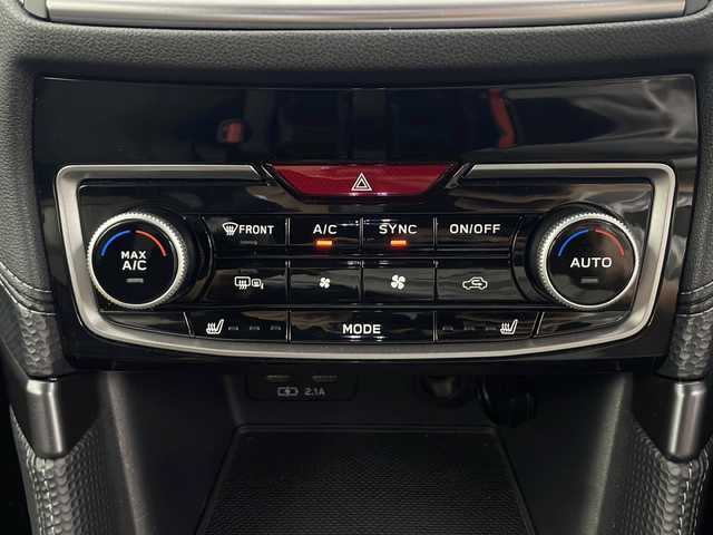 スバル フォレスター STIスポーツ 秋田県 2024(令6)年 0.9万km クリスタルブラックシリカ 4WD/メーカーOPナビ　/フルセグＴＶ/BT/CD/DVD/HDMI/アイサイト　/レーダークルーズコントロール　/ブラインドスポットモニター　/パドルシフト/エマージェンシーレーンキープアシスト/横滑り防止装置/ドライバーモニタリングシステム/後退時ブレーキアシスト/プリクラッシュブレーキ/バックカメラ　/純正前後ドライブレコーダー/ＥＴＣ　/全席シートヒーター/ステアリングヒーター　/運転席パワーシート/社外レーダー/純正AW付きスタッドレスタイヤ積み込み/LEDヘッドライト/フォグランプ