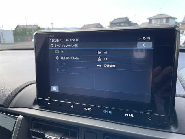 ホンダ ＷＲ－Ｖ Z+ 熊本県 2024(令6)年 0.5万km プラチナホワイトパール 純正ナビ/・AM/FM/BT/USB/・フルセグTV/・バックカメラ/ホンダセンシング/・衝突軽減ブレーキ/・先行車発進お知らせ/・路外逸脱抑制機能/・アダプティブクルーズコントロール/・車線維持支援システム/・踏み間違い防止装置/・先行車発進お知らせ/・標識認識機能/・オートハイビーム/ハーフレザーシート/ETC/前後ドライブレコーダー/革巻きステアリング/ステアリングスイッチ/パドルシフト/ルーフレール/純正フロアマット/電動格納ミラー/ウインカーミラー/フォグランプ/ドアバイザー/プッシュスタート
