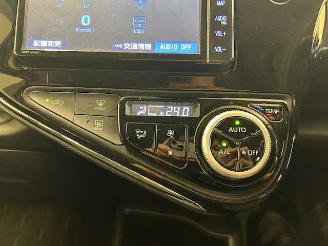 トヨタ アクア S スタイルブラック 静岡県 2018(平30)年 9.7万km ブラックマイカ (株)IDOMが運営する【じしゃロン浜松店】の自社ローン専用車両になりますこちらは現金またはオートローンご利用時の価格です。自社ローンご希望の方は別途その旨お申付け下さい/SmartDeviceLink/純正ナビ/(Bluetooth/DVD/CD/フルセグ）/T-Connect/衝突被害軽減システム/バックカメラ/スマートキー/LEDライト/オートマチックハイビーム/ETC/ドライブレコーダー /保証書/取扱説明書
