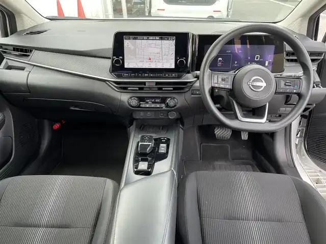 日産 ノート X 東京都 2022(令4)年 5.1万km ピュアホワイトパール 発注不可車両/純正ナビ/・フルセグ/AM/FM/USB/全方位カメラ/インテリジェントルームミラー/アダプティブクルーズコントロール（プロパイロット）/ハンドル支援/駐車支援/側方支援/後側方支援/ドライブモード/ワイヤレス充電器/ＥＴＣ/純正フロアマット/リアスポイラー/プッシュスタート/スマートキー/ステアリングスイッチ