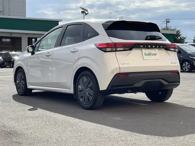 日産 ノート X 東京都 2022(令4)年 5.1万km ピュアホワイトパール 発注不可車両/純正ナビ/・フルセグ/AM/FM/USB/全方位カメラ/インテリジェントルームミラー/アダプティブクルーズコントロール（プロパイロット）/ハンドル支援/駐車支援/側方支援/後側方支援/ドライブモード/ワイヤレス充電器/ＥＴＣ/純正フロアマット/リアスポイラー/プッシュスタート/スマートキー/ステアリングスイッチ
