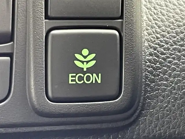 ホンダ Ｎ ＢＯＸ カスタム L スタイル+ブラック 群馬県 2023(令5)年 2.5万km プラチナホワイトパール 8型ナビ　バックカメラ　衝突被害軽減ブレーキ　前席シートヒーター　両側電動スライドドア　ビルトインETC フルセグTV アダプティブクルーズコントロール　レーンキープアシスト　スマートキー　禁煙車