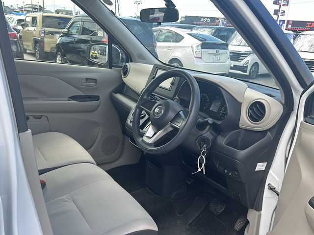 日産 デイズ B 徳島県 2020(令2)年 4.4万km ホワイト 純正7型ナビ　MJ118D-W/（BT/DISC/iPod/フルセグ）/アイドリングストップ/電動格納付ミラー/ハロゲンヘッドライト/社外フロアマット/横滑り防止装置/盗難防止装置/レーンキープアシスト/リモコンキー/スペアキー