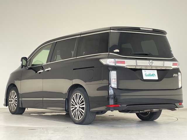 日産 エルグランド 250ハイウェイスターS 愛知県 2018(平30)年 4.4万km ファントムブラック 8型ナビ/フルセグ/バックカメラ/両側パワースライドドア/フリップダウンモニター/リアオートエアコン/ステアリングスイッチ/スマートキー/プッシュスタート