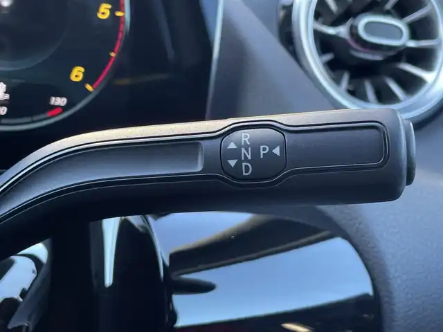 メルセデス・ベンツ Ｍ・ベンツ ＧＬＡ２００ｄ 4マチック AMGライン 三重県 2022(令4)年 2.6万km ポーラホワイト ワンオーナー/レザーエクスクルーシブＰＫＧ/ＡＣＣ/３６０°カメラ/前後ドライブレコーダー/メモリーシート/シートヒーター/純正ＴＶ/ＥＴＣ２．０/ＬＥＤヘッドライト/純正１９インチＡＷ