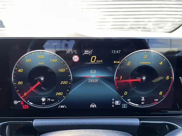 メルセデス・ベンツ Ｍ・ベンツ ＧＬＡ２００ｄ 4マチック AMGライン 三重県 2022(令4)年 2.6万km ポーラホワイト ワンオーナー/レザーエクスクルーシブＰＫＧ/ＡＣＣ/３６０°カメラ/前後ドライブレコーダー/メモリーシート/シートヒーター/純正ＴＶ/ＥＴＣ２．０/ＬＥＤヘッドライト/純正１９インチＡＷ