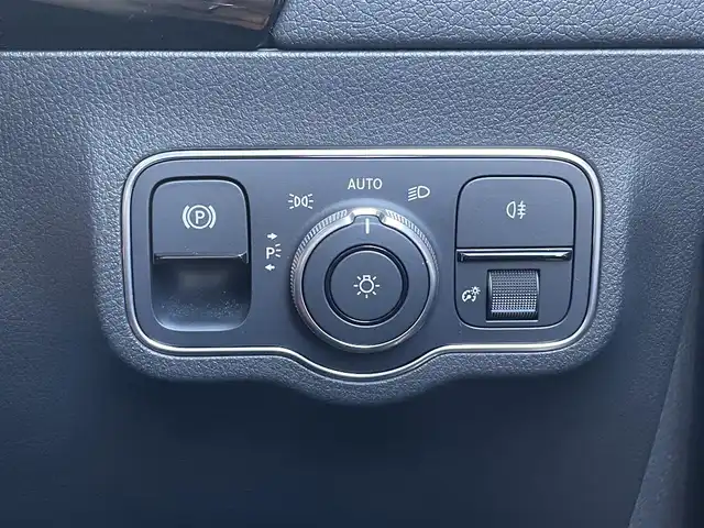 メルセデス・ベンツ Ｍ・ベンツ ＧＬＡ２００ｄ 4マチック AMGライン 三重県 2022(令4)年 2.6万km ポーラホワイト ワンオーナー/レザーエクスクルーシブＰＫＧ/ＡＣＣ/３６０°カメラ/前後ドライブレコーダー/メモリーシート/シートヒーター/純正ＴＶ/ＥＴＣ２．０/ＬＥＤヘッドライト/純正１９インチＡＷ
