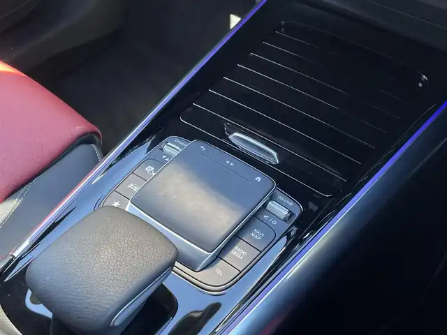 メルセデス・ベンツ Ｍ・ベンツ ＧＬＡ２００ｄ 4マチック AMGライン 三重県 2022(令4)年 2.6万km ポーラホワイト ワンオーナー/レザーエクスクルーシブＰＫＧ/ＡＣＣ/３６０°カメラ/前後ドライブレコーダー/メモリーシート/シートヒーター/純正ＴＶ/ＥＴＣ２．０/ＬＥＤヘッドライト/純正１９インチＡＷ
