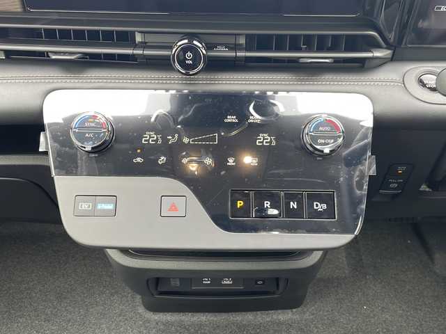 日産 セレナ e－パワー ハイウェイスター V 三重県 2025(令7)年 0.1千km プリズムホワイト 登録済未使用車/純正１２．３型ナビ/全周囲カメラ/デジタルインナーミラー/ＥＴＣ/両側パワースライドドア/スペアキー/コーナーセンサー/プロパイロット/ドライブレコーダー/SOSコール/ワイヤレス充電器/USBポート/衝突軽減ブレーキ/レーンキープアシスト/踏み間違い防止支援/先行車発進お知らせ/禁煙車