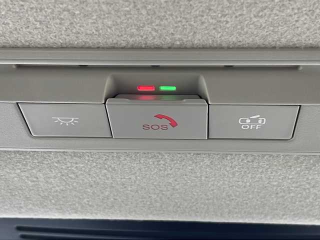 日産 セレナ e－パワー ハイウェイスター V 三重県 2025(令7)年 0.1千km プリズムホワイト 登録済未使用車/純正１２．３型ナビ/全周囲カメラ/デジタルインナーミラー/ＥＴＣ/両側パワースライドドア/スペアキー/コーナーセンサー/プロパイロット/ドライブレコーダー/SOSコール/ワイヤレス充電器/USBポート/衝突軽減ブレーキ/レーンキープアシスト/踏み間違い防止支援/先行車発進お知らせ/禁煙車