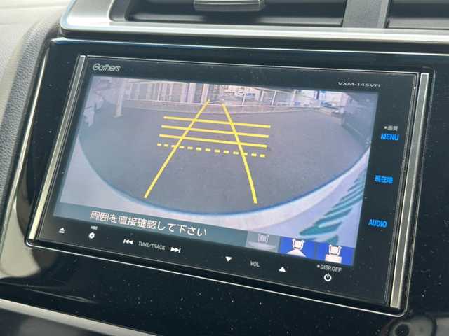 ホンダ フィット 13G Lパッケージ 千葉県 2014(平26)年 2.9万km プレミアムホワイトパール 純正メモリナビ（VXM-145VFi）/BlueTooth接続/CD/DVD/フルセグテレビ/バックカメラ/LEDヘッドライト/エンジンスタートボタン/アイドリングストップ/ETC/オートエアコン/電動格納ミラー/スマートキー/スペアキー/ドアバイザー/純正フロアマット/取扱説明書/保証書