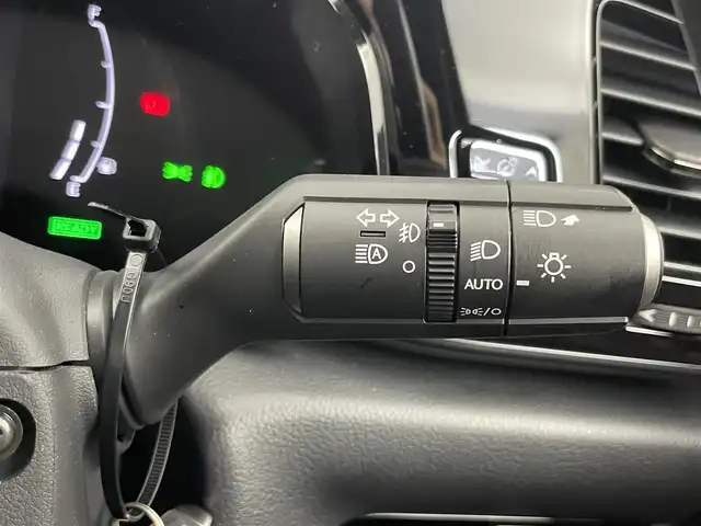 レクサス ＮＸ 350h Fスポーツ 埼玉県 2023(令5)年 3.6万km ホワイトノーヴァガラスフレーク ムーンルーフ　純正１４インチナビ　パノラミックビューモニター　ＢＳＭ　ＨＵＤ　赤レザー　レーダークルーズ　デジタルインナーミラー　ビルトインＥＴＣ２．０　ＡＣ１００Ｖ　オレンジキャリパー　ＬＥＤライト