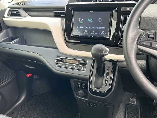 スズキ ソリオ HV MX 岐阜県 2023(令5)年 0.9万km タフカーキパールメタリック 登録時走行距離9039km/純正８型メモリーナビ/Bluetoothオーディオ/フルセグＴＶ/バックカメラ/片側パワースライドドア/禁煙車/レーダークルーズコントロール/レーンキープアシスト/前方ドライブレコーダー/後方コーナーセンサー/シートヒーター/純正15インチアルミホイール/オートライト/ETC/USB充電ポート/純正フロアマット/プッシュスタート/スマートキー/スペアキー/ドアバイザー