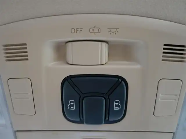 トヨタ アルファード 240S リミテッド 静岡県 2010(平22)年 8.2万km ホワイトパールクリスタルシャイン ワンオーナー／禁煙車/車検R9年3月23日/純正16.2インチワイドフリップダウンモニター/純正ディーラー7インチHDDナビ/　CD/DVD/SD/BT/BT/AUX/フルセグTV/バックカメラ/ビルトインETC/両側パワースライドドア/リアオートエアコン/クリアランスソナー／バックソナー/スマートキー／プッシュスタート/HIDヘッドライト／オートライト/純正フロアマット/純正ドアバイザー/保証書