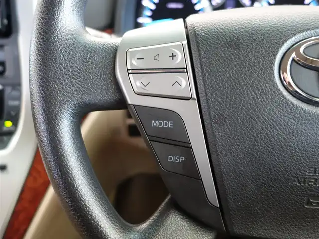 トヨタ アルファード 240S リミテッド 静岡県 2010(平22)年 8.2万km ホワイトパールクリスタルシャイン ワンオーナー／禁煙車/車検R9年3月23日/純正16.2インチワイドフリップダウンモニター/純正ディーラー7インチHDDナビ/　CD/DVD/SD/BT/BT/AUX/フルセグTV/バックカメラ/ビルトインETC/両側パワースライドドア/リアオートエアコン/クリアランスソナー／バックソナー/スマートキー／プッシュスタート/HIDヘッドライト／オートライト/純正フロアマット/純正ドアバイザー/保証書