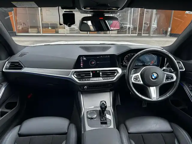 ＢＭＷ ３２０ｄ 富山県 2019(令1)年 3.1万km 白 純正HDDナビ/Bluetooth接続/App-conect/AM/FMラジオ/バックカメラ/360°カメラ/D/Nパワーシート/D/Nシートヒーター/ACC/前ドラレコ/ワイヤレス充電/アイドリングストップ/プッシュスタート/ETC2.0/アンビエントライト/純正LEDヘッドライト/純正18インチAW/横滑り防止装置/盗難防止装置