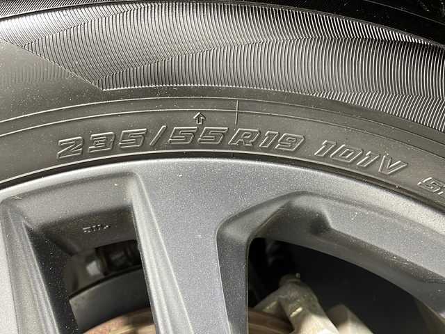 トヨタ ＲＡＶ４ アドベンチャー 広島県 2022(令4)年 3万km アティチュードブラックマイカ 禁煙車/純正10.5型ナビ/バックカメラ/ＡＯＳエアロ/ムーンルーフ/ブラインドスポットモニター/ＡＬＰＩＮＥリフトアップスピーカー/レーダークルーズコントロール/ステアリングヒーター/ＥＴＣ２．０/ＬＥＤヘッドライト/エアバッグ(運転席/助手席/サイド/カーテン)/純正19インチアルミホイール(235/55/R19)