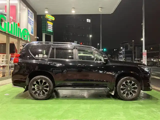 トヨタ ランドクルーザー プラド TX Lパッケージ 神奈川県 2018(平30)年 9.1万km ブラック ワンオーナー/新車保証書/取扱説明書/セーフティセンス/・プリクラッシュセーフティシステム/・レーンディパーチャーアラート/・オートマチックハイビーム/・レーダークルーズコントロール/モデリスタエアロ/ルーフレール付き/純正ナビ・フルセグTV/CD・DVDビデオ・Bluetooth/HDMI/バックカメラ/サンルーフ/レザーシート/前席快適温熱シート/パワーシート/3列目電動格納シート/ビルトインETC2.0/LEDヘッドライト/社外20インチアルミホイール