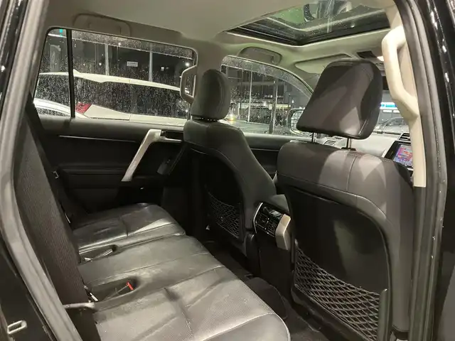 トヨタ ランドクルーザー プラド TX Lパッケージ 神奈川県 2018(平30)年 9.1万km ブラック ワンオーナー/新車保証書/取扱説明書/セーフティセンス/・プリクラッシュセーフティシステム/・レーンディパーチャーアラート/・オートマチックハイビーム/・レーダークルーズコントロール/モデリスタエアロ/ルーフレール付き/純正ナビ・フルセグTV/CD・DVDビデオ・Bluetooth/HDMI/バックカメラ/サンルーフ/レザーシート/前席快適温熱シート/パワーシート/3列目電動格納シート/ビルトインETC2.0/LEDヘッドライト/社外20インチアルミホイール