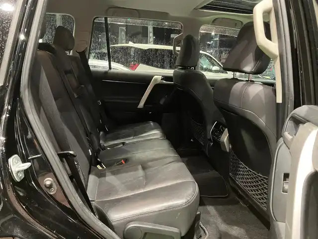 トヨタ ランドクルーザー プラド TX Lパッケージ 神奈川県 2018(平30)年 9.1万km ブラック ワンオーナー/新車保証書/取扱説明書/セーフティセンス/・プリクラッシュセーフティシステム/・レーンディパーチャーアラート/・オートマチックハイビーム/・レーダークルーズコントロール/モデリスタエアロ/ルーフレール付き/純正ナビ・フルセグTV/CD・DVDビデオ・Bluetooth/HDMI/バックカメラ/サンルーフ/レザーシート/前席快適温熱シート/パワーシート/3列目電動格納シート/ビルトインETC2.0/LEDヘッドライト/社外20インチアルミホイール