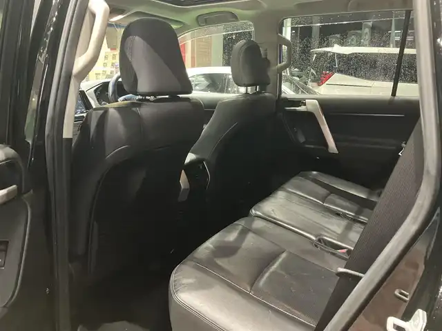 トヨタ ランドクルーザー プラド TX Lパッケージ 神奈川県 2018(平30)年 9.1万km ブラック ワンオーナー/新車保証書/取扱説明書/セーフティセンス/・プリクラッシュセーフティシステム/・レーンディパーチャーアラート/・オートマチックハイビーム/・レーダークルーズコントロール/モデリスタエアロ/ルーフレール付き/純正ナビ・フルセグTV/CD・DVDビデオ・Bluetooth/HDMI/バックカメラ/サンルーフ/レザーシート/前席快適温熱シート/パワーシート/3列目電動格納シート/ビルトインETC2.0/LEDヘッドライト/社外20インチアルミホイール