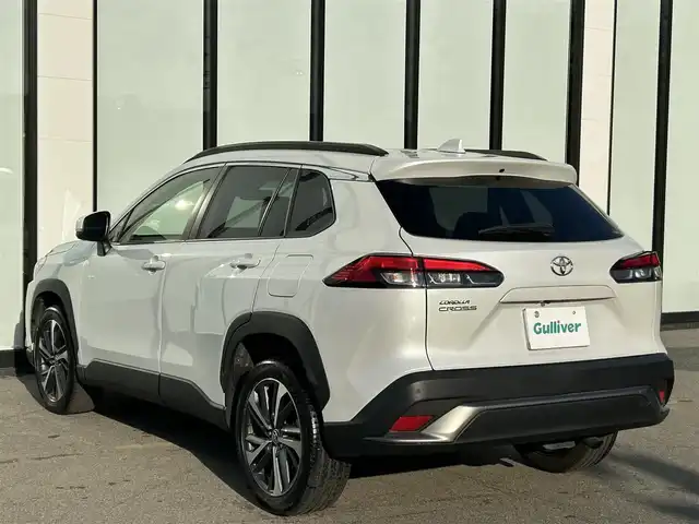 トヨタ カローラ クロス Z 大阪府 2023(令5)年 4.2万km プラチナホワイトパールマイカ 純正9インチナビ /・BT/USB/パノラミックビューモニター/前後ドライブレコーダー/ワンオーナー/ETC/パワーバックドア/前後コーナーセンサー/追従型クルーズコントロール/BSM/LEDヘッド・フォグ/D席パワーシート/ハーフレザーシート/シートヒーター/ルーフレール/純正フロアマット/純正18インチAW/取説・保証書