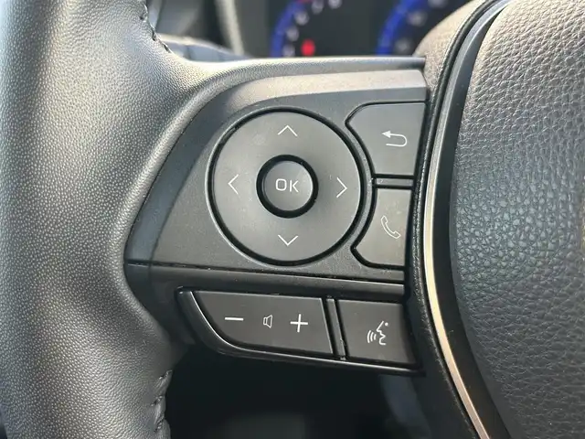 トヨタ カローラ クロス Z 大阪府 2023(令5)年 4.2万km プラチナホワイトパールマイカ 純正9インチナビ /・BT/USB/パノラミックビューモニター/前後ドライブレコーダー/ワンオーナー/ETC/パワーバックドア/前後コーナーセンサー/追従型クルーズコントロール/BSM/LEDヘッド・フォグ/D席パワーシート/ハーフレザーシート/シートヒーター/ルーフレール/純正フロアマット/純正18インチAW/取説・保証書