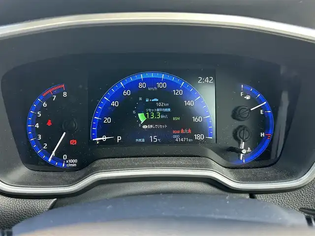 トヨタ カローラ クロス Z 大阪府 2023(令5)年 4.2万km プラチナホワイトパールマイカ 純正9インチナビ /・BT/USB/パノラミックビューモニター/前後ドライブレコーダー/ワンオーナー/ETC/パワーバックドア/前後コーナーセンサー/追従型クルーズコントロール/BSM/LEDヘッド・フォグ/D席パワーシート/ハーフレザーシート/シートヒーター/ルーフレール/純正フロアマット/純正18インチAW/取説・保証書