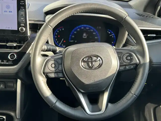 トヨタ カローラ クロス Z 大阪府 2023(令5)年 4.2万km プラチナホワイトパールマイカ 純正9インチナビ /・BT/USB/パノラミックビューモニター/前後ドライブレコーダー/ワンオーナー/ETC/パワーバックドア/前後コーナーセンサー/追従型クルーズコントロール/BSM/LEDヘッド・フォグ/D席パワーシート/ハーフレザーシート/シートヒーター/ルーフレール/純正フロアマット/純正18インチAW/取説・保証書