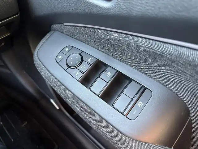 日産 オーラ G レザーエディション 福岡県 2022(令4)年 5.9万km プレミアムコロナオレンジ プロパイロット/BOSEサウンドシステム/純正ナビ（BT/フルセグ/AM/FM/HDMI)/アラウンドビューモニター/Bカメラ/フロントカメラ/サイドカメラ/レーダークルーズコントロール/LEDヘッドライト/オートマチックハイビーム/オートライト/レザーシート/純正17インチAW/ステアリングスイッチ/AutoHold/横滑り防止装置/コーナーセンサー/盗難防止装置/衝突被害軽減システム/保証書/スマートキー/ETC2.0