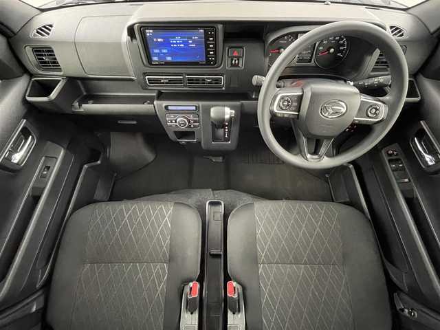 ダイハツ アトレー バン RS 福島県 2022(令4)年 3.4万km ブラックマイカメタリック スマートアシスト/・衝突軽減システム/・誤発進抑制/・先行車発進知らせ/・路側逸脱警報/・ふらつき警報/・アダプティブクルーズコントロール/・標識認識/社外メモリナビ/・フルセグＴＶ　/・バックカメラ/・ＣＤ／ＤＶＤ/SD/・AM/FM/・Ｂｌｕｅｔｏｏｔｈ/・ＥＴＣ/・ステアリングスイッチ/両側電動スライドドア　/純正エアロ（フロント・サイド・リア）/純正フロアマット/純正ドアバイザー/ウィンカーミラー/電格ミラー/オーバーヘッドコンソール/ＬＥＤヘッドライト/フォグランプ/オートライト/オートマチックハイビーム/スマートキー　/プッシュスタート　/アイドリングストップ/クリアランスソナー/　