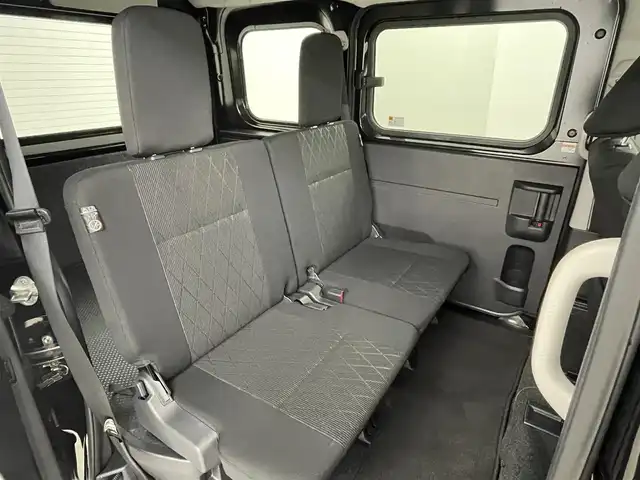 ダイハツ アトレー バン RS 福島県 2022(令4)年 3.4万km ブラックマイカメタリック スマートアシスト/・衝突軽減システム/・誤発進抑制/・先行車発進知らせ/・路側逸脱警報/・ふらつき警報/・アダプティブクルーズコントロール/・標識認識/社外メモリナビ/・フルセグＴＶ　/・バックカメラ/・ＣＤ／ＤＶＤ/SD/・AM/FM/・Ｂｌｕｅｔｏｏｔｈ/・ＥＴＣ/・ステアリングスイッチ/両側電動スライドドア　/純正エアロ（フロント・サイド・リア）/純正フロアマット/純正ドアバイザー/ウィンカーミラー/電格ミラー/オーバーヘッドコンソール/ＬＥＤヘッドライト/フォグランプ/オートライト/オートマチックハイビーム/スマートキー　/プッシュスタート　/アイドリングストップ/クリアランスソナー/　