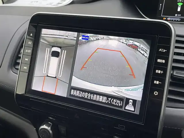 日産 セレナ ハイウェイスター V 福岡県 2022(令4)年 3万km ブリリアントホワイトパール 純正10インチメモリーナビ(フルセグTV・CD・DVD・BT)/アラウンドビューモニター/プロパイロット/エマージェンシーブレーキ/コーナーセンサー/BSM/両側パワスラ/純正前後ドラレコ/ビルトインETC/純正LED・カーペット・アルミ/スマートキー/プッシュスタート