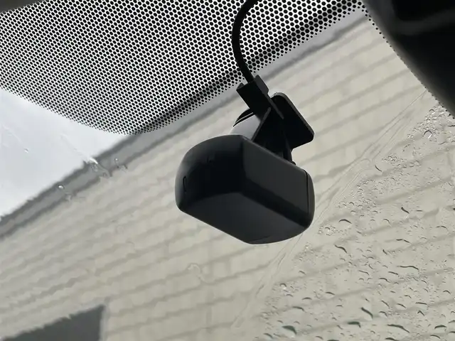 日産 セレナ ハイウェイスター V 福岡県 2022(令4)年 3万km ブリリアントホワイトパール 純正10インチメモリーナビ(フルセグTV・CD・DVD・BT)/アラウンドビューモニター/プロパイロット/エマージェンシーブレーキ/コーナーセンサー/BSM/両側パワスラ/純正前後ドラレコ/ビルトインETC/純正LED・カーペット・アルミ/スマートキー/プッシュスタート