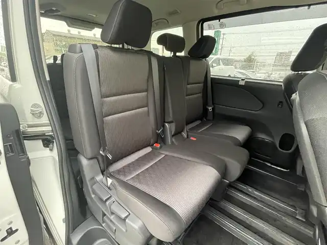 日産 セレナ ハイウェイスター V 福岡県 2022(令4)年 3万km ブリリアントホワイトパール 純正10インチメモリーナビ(フルセグTV・CD・DVD・BT)/アラウンドビューモニター/プロパイロット/エマージェンシーブレーキ/コーナーセンサー/BSM/両側パワスラ/純正前後ドラレコ/ビルトインETC/純正LED・カーペット・アルミ/スマートキー/プッシュスタート