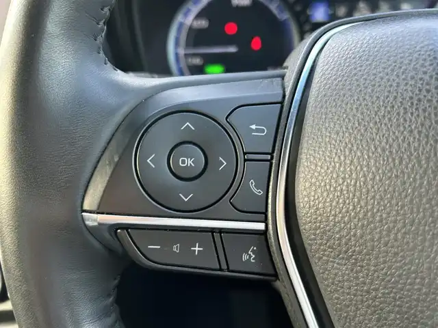 トヨタ クラウン ハイブリッド RS 岡山県 2021(令3)年 8.5万km プレシャスホワイトパール 登録時走行距離84959km/純正12.3インチナビ/(AM/FM/TV/Bluetooth)/Toyota Safety Sense/・プリクラッシュセーフティ/・レーンディパーチャーアラート/・アダプティブクルーズコントロール/・オートマチックハイビーム/バックカメラ/ブラインドスポットモニター/ビルトインETC2.0/ドライブレコーダー/パワーシート(D+N席)/シートヒーター(D+N席)/ステアリングヒーター/純正18インチアルミホイール/プッシュスタート/スマートキー