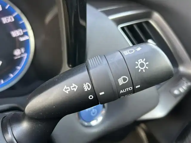 トヨタ クラウン ハイブリッド RS 岡山県 2021(令3)年 8.5万km プレシャスホワイトパール 登録時走行距離84959km/純正12.3インチナビ/(AM/FM/TV/Bluetooth)/Toyota Safety Sense/・プリクラッシュセーフティ/・レーンディパーチャーアラート/・アダプティブクルーズコントロール/・オートマチックハイビーム/バックカメラ/ブラインドスポットモニター/ビルトインETC2.0/ドライブレコーダー/パワーシート(D+N席)/シートヒーター(D+N席)/ステアリングヒーター/純正18インチアルミホイール/プッシュスタート/スマートキー