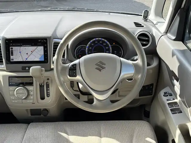 スズキ スペーシア X 山口県 2016(平28)年 6.3万km クリスタルホワイトP 純正ナビ/CD/BT/FM/AM/USB/iPod/AppleCarPlay/フルセグTV/両側パワースライドドア/バックカメラ/全周囲カメラ/純正フロアマット/電動格納ミラー