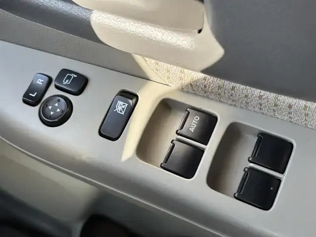 スズキ スペーシア X 山口県 2016(平28)年 6.3万km クリスタルホワイトP 純正ナビ/CD/BT/FM/AM/USB/iPod/AppleCarPlay/フルセグTV/両側パワースライドドア/バックカメラ/全周囲カメラ/純正フロアマット/電動格納ミラー