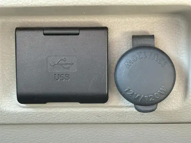 スズキ スペーシア X 山口県 2016(平28)年 6.3万km クリスタルホワイトP 純正ナビ/CD/BT/FM/AM/USB/iPod/AppleCarPlay/フルセグTV/両側パワースライドドア/バックカメラ/全周囲カメラ/純正フロアマット/電動格納ミラー