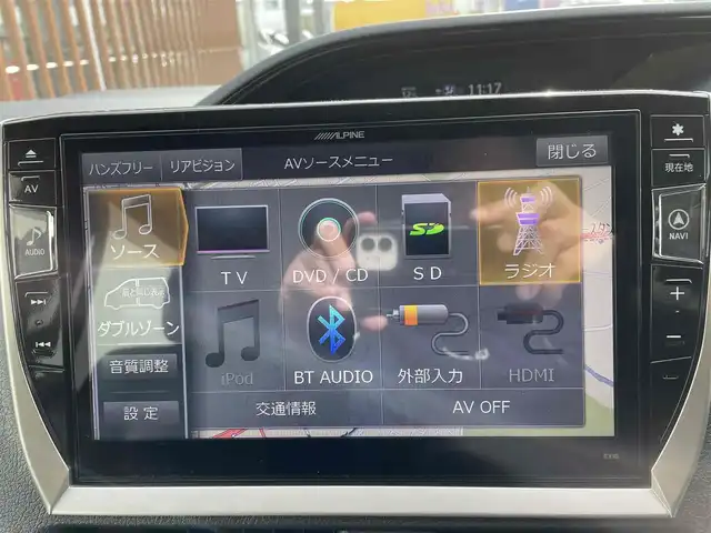 トヨタ エスクァイア Gi 千葉県 2015(平27)年 12.3万km ブラック 【(株)IDOMが運営する【じしゃロン八千代店】の自社ローン対象車両になります。こちらは現金ご利用時の価格です。自社ローンご希望の方は別途その旨お申付け下さい。】/社外ナビ/バックカメラ/両側パワースライドドア/前席シートヒーター/クルーズコントロール