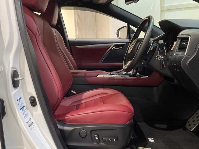 レクサス ＲＸ 450h Fスポーツ 新潟県 2019(平31)年 4.6万km ホワイトノーヴァガラスフレーク メーカーオプション/MARKLEVINSONプレミアムサラウンドサウンドシステム/ムーンルーフ（チルト＆スライド式）/TRDエアロ（F.S.R）/TRDマフラー/TRD鍛造22インチAW/標準装備/LexusSafetySystem＋/・プリクラッシュセーフティ/・レーントレーシングアシスト/・オートマチックハイビーム/・レーダークルーズコントロール/・パーキングサポートブレーキ/・ブラインドスポットモニター/・パノラマビューモニター/・三眼フルLEDヘッドランプ、LEDシーケンシャルシグナルランプ/ハンズフリーパワーバックドア/NAVI・AI・AVS/ドライブモードセレクトスイッチ/ステアリングヒーター/シートヒーター(全席)/ベンチレーション(D/N席)/セカンドパワーシート(リクライニング、格納)/フルカラーヘッドアップディスプレイ/12.3インチワイドディスプレイ/メモリナビゲーション【CD/DVD/BT/フルセグ】/本革シート/電子キー&カードキー/ドライブレコーダー/ETC