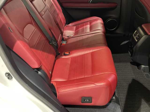 レクサス ＲＸ 450h Fスポーツ 新潟県 2019(平31)年 4.6万km ホワイトノーヴァガラスフレーク メーカーオプション/MARKLEVINSONプレミアムサラウンドサウンドシステム/ムーンルーフ（チルト＆スライド式）/TRDエアロ（F.S.R）/TRDマフラー/TRD鍛造22インチAW/標準装備/LexusSafetySystem＋/・プリクラッシュセーフティ/・レーントレーシングアシスト/・オートマチックハイビーム/・レーダークルーズコントロール/・パーキングサポートブレーキ/・ブラインドスポットモニター/・パノラマビューモニター/・三眼フルLEDヘッドランプ、LEDシーケンシャルシグナルランプ/ハンズフリーパワーバックドア/NAVI・AI・AVS/ドライブモードセレクトスイッチ/ステアリングヒーター/シートヒーター(全席)/ベンチレーション(D/N席)/セカンドパワーシート(リクライニング、格納)/フルカラーヘッドアップディスプレイ/12.3インチワイドディスプレイ/メモリナビゲーション【CD/DVD/BT/フルセグ】/本革シート/電子キー&カードキー/ドライブレコーダー/ETC